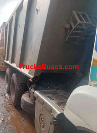 Ashok Leyland 2820 Images