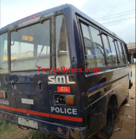 SML Isuzu Prestige Images