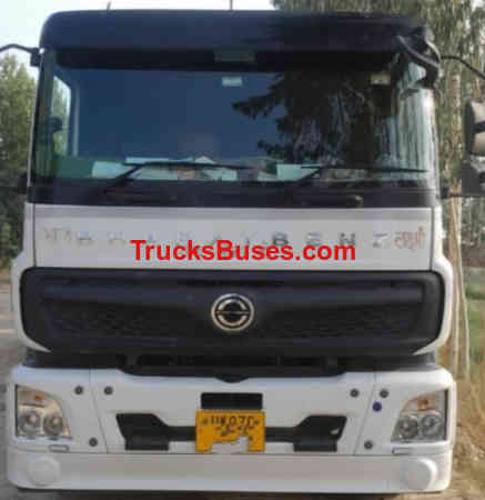 BharatBenz 5528T 