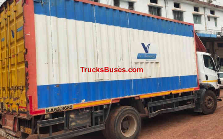 Tata Ultra 1518T Images