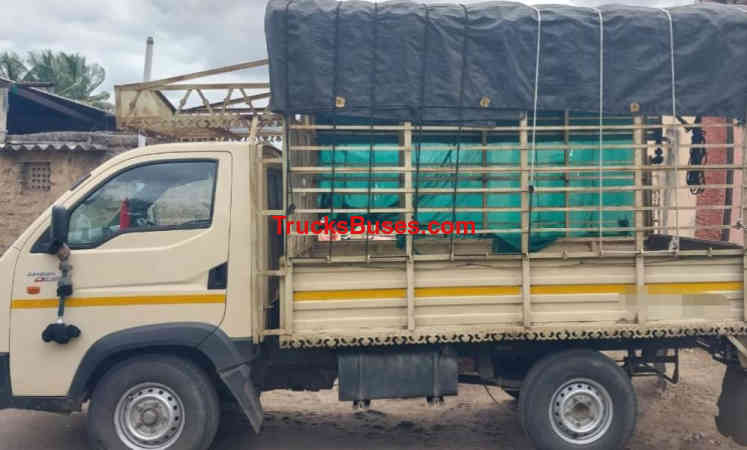 Ashok Leyland Dost Plus Images