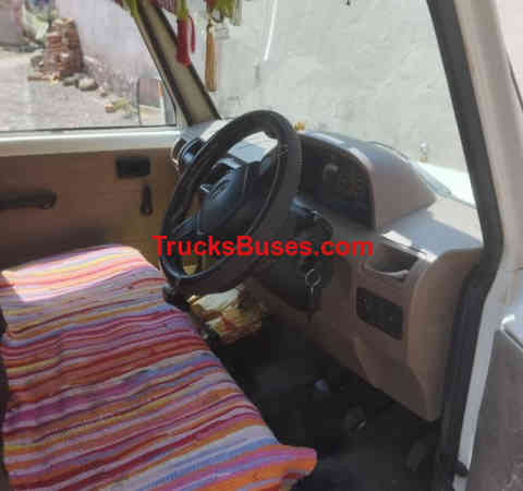 Mahindra Bolero Maxi Truck Plus Images