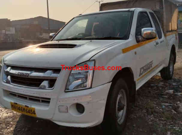 Isuzu D-Max Images