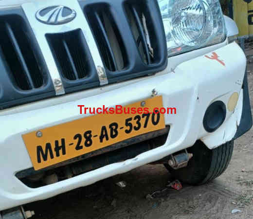 Mahindra Bolero Pickup Images