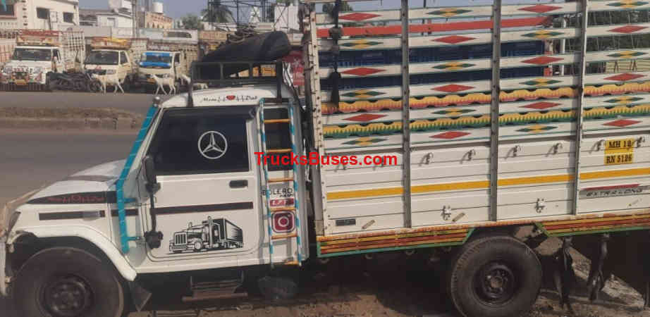 Mahindra Bolero Pickup Images