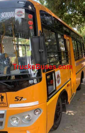 SML Isuzu Prestige Images