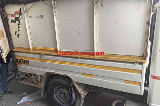 Mahindra Bolero Maxi Truck Plus Images