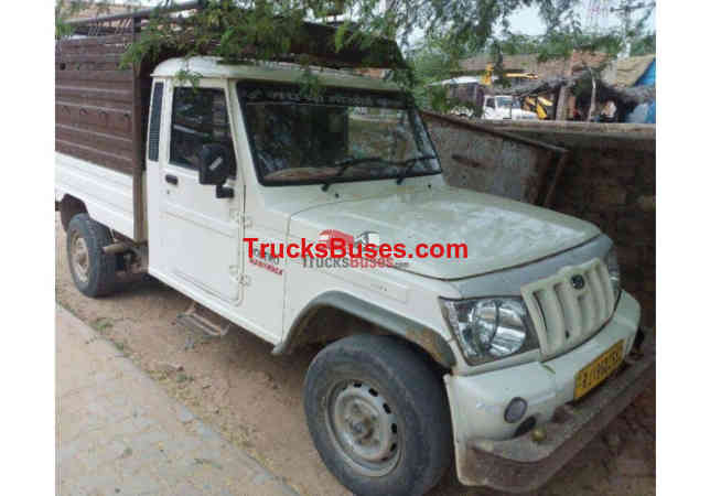 Mahindra Bolero Maxi Truck Plus Images
