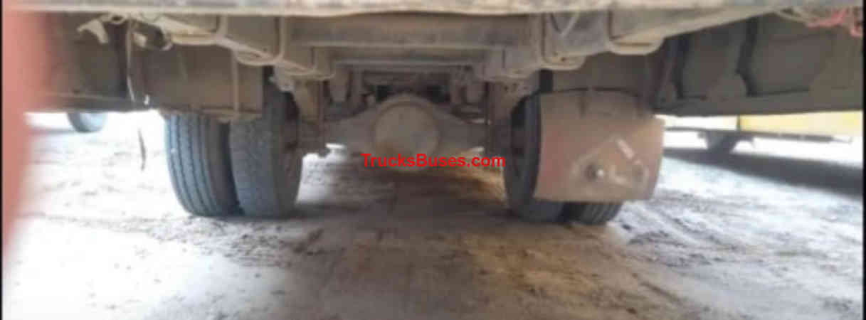 SML Isuzu Cosmo Images