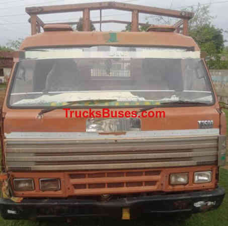 SML Isuzu Prestige image 2