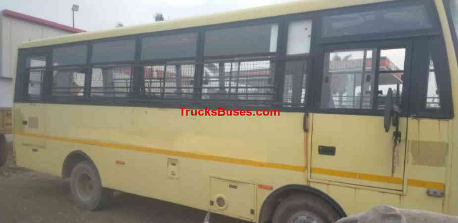Tata LP 912 image 2