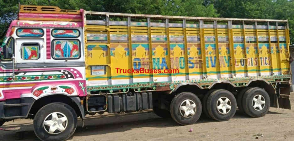 Ashok Leyland 3520 image 2