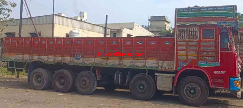Ashok Leyland 4220 image 2