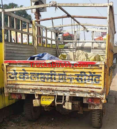 SML Isuzu Sartaj image 4