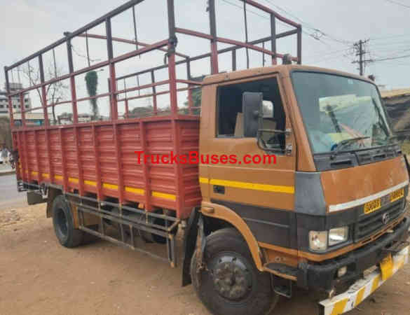 Tata 1412 image 2