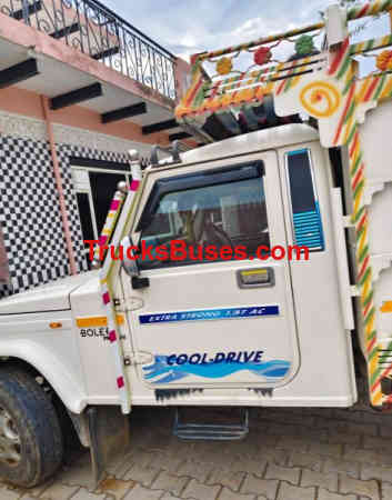 Mahindra Bolero Maxi Truck Plus Images