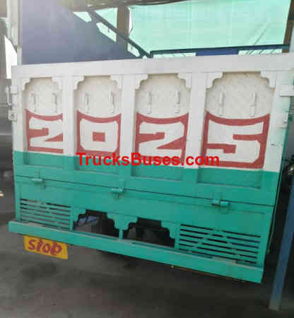 Mahindra Bolero Maxi Truck Plus Images