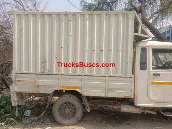 Mahindra Bolero Maxi Truck Plus Images