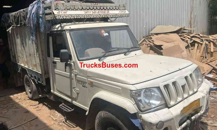 Mahindra Bolero Maxi Truck Plus Images
