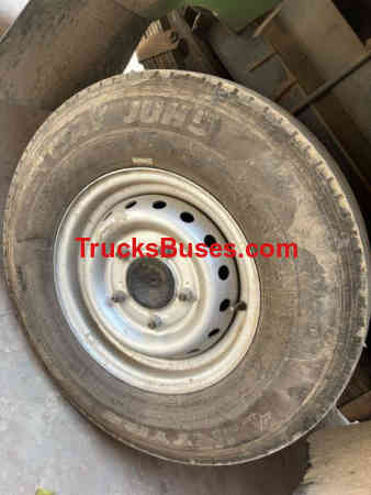 Mahindra Bolero Pickup Images