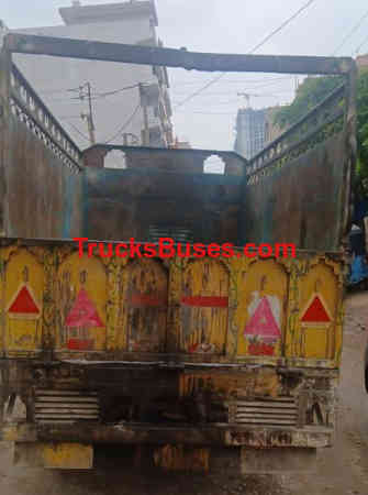 Mahindra Bolero Maxi Truck Plus Images