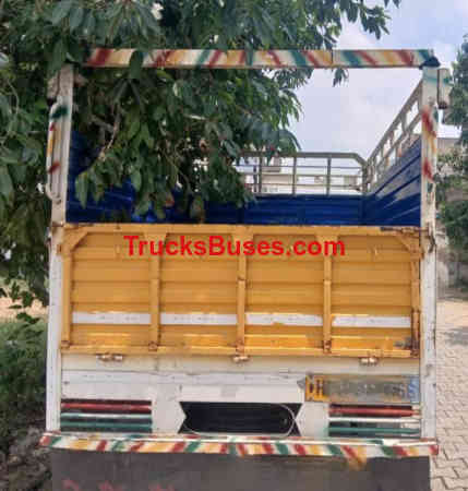 Mahindra Bolero Pickup Images