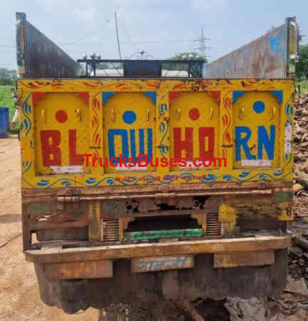Mahindra Bolero Maxi Truck Plus Images