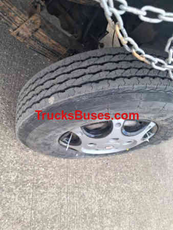 Mahindra Bolero Maxi Truck Images