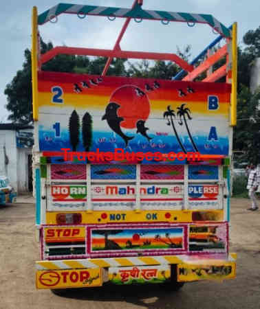 Mahindra Bolero Maxi Truck Images