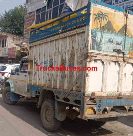 Mahindra Bolero Maxi Truck Images