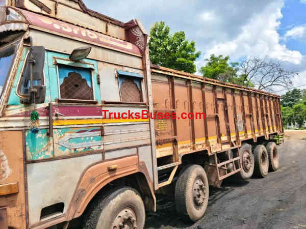 Ashok Leyland 3718 image 2