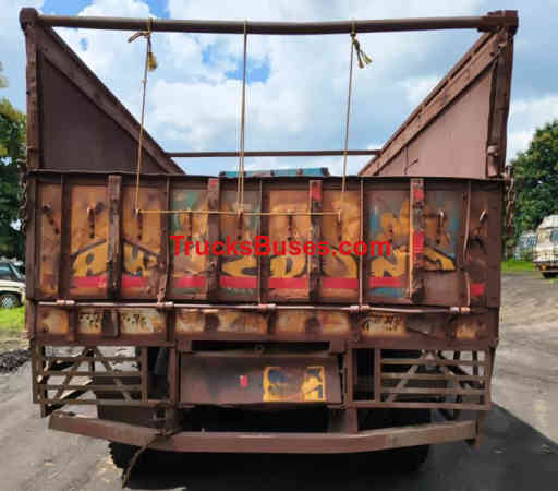 Ashok Leyland 3718 image 4