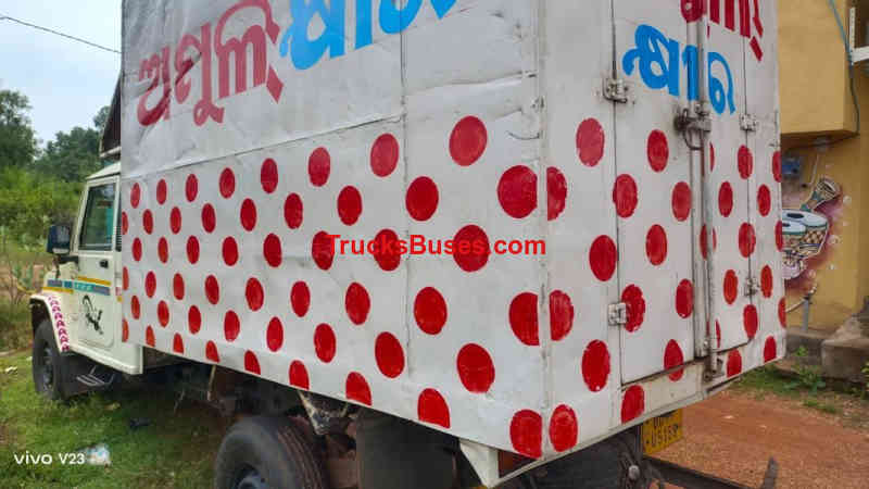 Mahindra Bolero Pickup Images