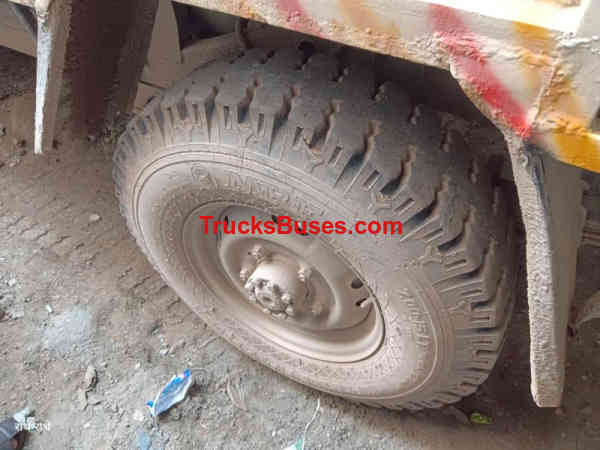 Mahindra Bolero Pickup Images
