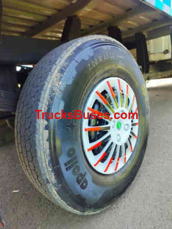 Mahindra Bolero Maxi Truck Images