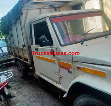 Mahindra Bolero Maxi Truck Images