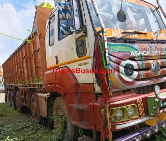 Ashok Leyland 4220 image 2