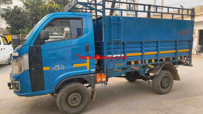 Tata Intra V30 Images