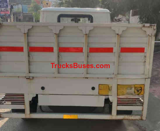 Mahindra Bolero Pickup Images