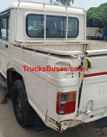 Mahindra Bolero Camper Images