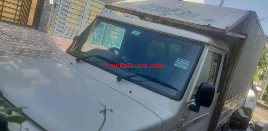 Mahindra Bolero Pickup Images