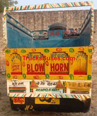 Mahindra Bolero Maxi Truck Images