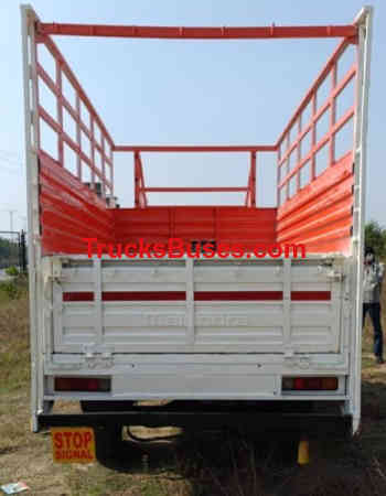 Mahindra Bolero Pickup Images