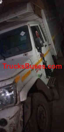 Mahindra Bolero Maxi Truck Images