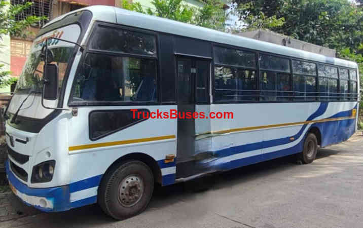 Eicher 2090 L image 2