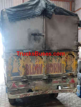 Mahindra Bolero Maxi Truck Images