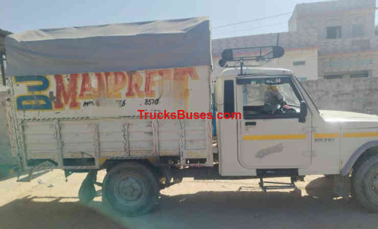 Mahindra Bolero Maxi Truck Images