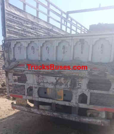 Tata 1109 image 4