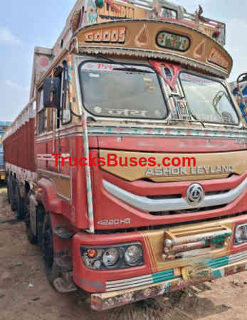 Ashok Leyland 4220 image 2