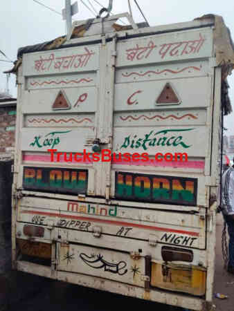 Mahindra Bolero Maxi Truck Images